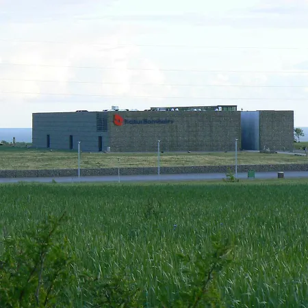 Aakirkeby לינה וארוחת בוקר Åkirkeby