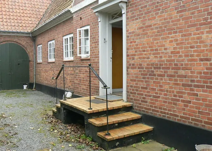 Bed and Breakfast Aakirkeby *